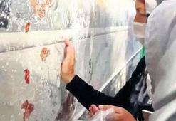 Ayasofya'da kapıdan sonra duvarlar hedefte! Görüntüler şok etti...