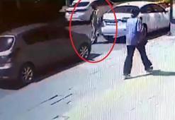 Otobüs, park halindeki otomobile çarpınca 5 araç birbirine girdi!