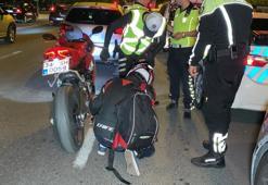 Kartal sahil yolunda araç denetimi