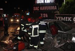 Manisa'da iki otomobil çarpıştı; 4 ölü, 2 ağır yaralı