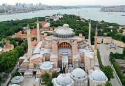 İstanbul’un fethinden sonra Ayasofya’da neler oldu? Fatih Sultan Mehmet'in Ayasofya Vakfiyesi ne anlatıyor? Fethiye Camii ne demek?