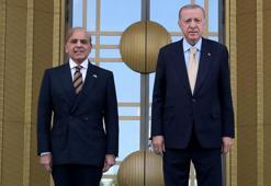 Pakistan Başbakanı Şahbaz Şerif Ankara'da!