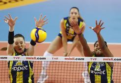 Fenerbahçe Opet'ten 4 transfer! Meryem Boz imzayı attı...