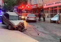 Ümraniye'de kazanın ardından park halindeki otomobiller yer değiştirdi: 2 yaralı