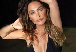 Hülya Avşar, Kıbrıs’ta bikinisiyle objektiflere takıldı!
