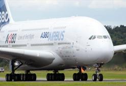 Mühendislik harikası Airbus A-380 paramparça olacak!