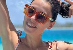 Cansu Dere sezonu açtı! Tatil pozları...