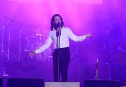 Koray Avcı ile karışık kaset tadında bir gece!