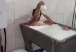 Süt kazanında yıkanan adam tazminat mı alacak? Süt banyosu yapan Emre Sayar ne kadar ceza aldı?