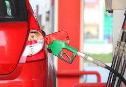 Benzine indirim var mı? Benzin düştü mü? Akaryakıt litre fiyatlarında indirim ya da zam var mı?