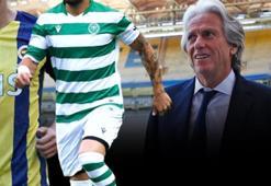 Fenerbahçe'de flaş ayrılık! Yerini Galatasaray ve Beşiktaş'a transfer çalımı atarak doldurdular