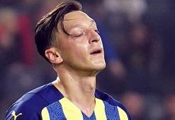Fenerbahçe'de Ali Koç ile Mesut Özil görüştü! İkinci şans için gitti alınan karar takımda şok etkisi yarattı..