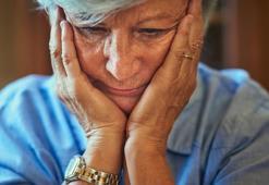 Demans ve Alzheimer ile ilgili korkutan açıklama! Tamamen değişiyor: Araba kullananlar, gülenler, küfür edenler, cömert insanlar...