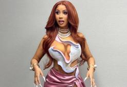 Cardi B'nin son pozları sosyal medyayı sallıyor! Hem filtreli hem filtresiz...