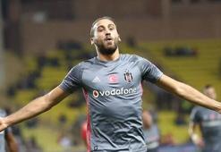 Beşiktaş transferi duyurdu! Cenk Tosun resmen Beşiktaş'ta
