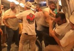 Kadıköy metroda ortalık karıştı! Yolcular birbirine girdi