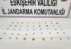 Saman yüklü TIR’da 46 sikke ele geçirildi