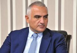 Bakan Ersoy'dan flaş burs açıklaması!