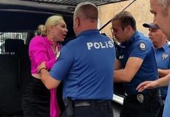 Kaza yapan alkollü kadın turist polisleri çileden çıkardı