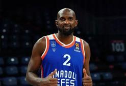 Anadolu Efes'te ayrılık! '3 yıldır formamızı giyen...'