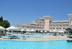 Antalya'daki otellerin tamamı dolu