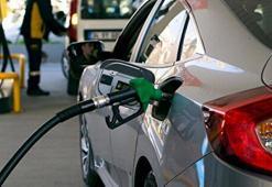 Araç sahipleri dikkat! Benzine indirim, otogaza zam resmen yansıdı
