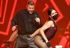 Dünyaca ünlü şarkıcı Ricky Martin'in başı belada! Öz yeğeninden korkunç iddialar: 50 yıl hapis cezası alabilir...