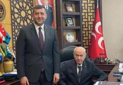 Devlet Bahçeli'nin davetiyle Baki Ersoy yeniden partiye üye oldu