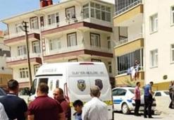 Dedikodu yüzünden tartıştığı kız kardeşini öldürdü