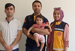 Komşu, boğazına cisim kaçan bebeği 112 görevlisinin talimatlarıyla kurtardı