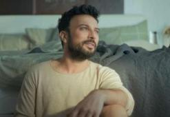 Tarkan'ın 'Yap Bir Güzellik' isimli yeni şarkısı dinleyicileri ikiye böldü!