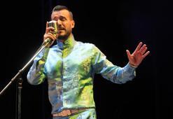 Cem Adrian'dan müzik şöleni! 'Ben kötü gün dostunuzum'