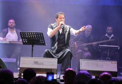 Zekeriya Ünlü ve sıra gecesi ekibinden müzik ziyafeti