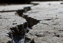 Meksika'da 7,4 büyüklüğünde deprem!