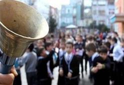 MEB 2022-2023 eğitim takvimi! Okullar ne zaman açılacak, ara tatil ve yarıyıl tatil hangi tarihlerde yapılacak?