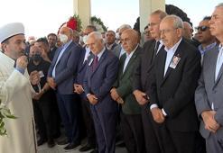 Kılıçdaroğlu, CHP Sözcüsü Öztrak'ın annesinin cenazesine katıldı