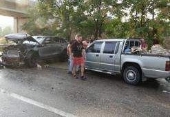 Bursa'da 15 aracın karıştığı kazada; 10 yaralı
