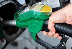Akaryakıt fiyatlarıyla ilgili son dakika! Akaryakıta önce indirim sonra zam! Benzin, motorin, LPG...