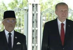 Cumhurbaşkanı Erdoğan Malezya Kralı Abdullah Şah'ı resmi törenle karşıladı