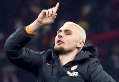 Galatasaray'da Victor Nelsson bilmecesi çözüldü Sevilla transferi açıkladı! Aslan'ın yeni hedefi Fenerbahçe'nin eski gözdesi...