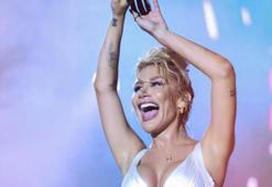 İrem Derici sahnede zor anlar yaşadı! 'Ben 2'ye kadar duş alsam ancak paklanırım'