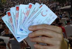Kimlik ve ehliyette yeni gelişme! e-Devlet'ten yapılıyor, başvurular uzatıldı