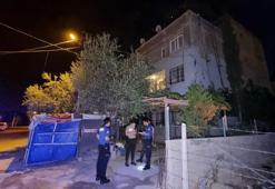Adana'da binanın 3'üncü katından düşerek ağır yaralandı