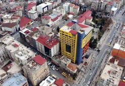 'Dünyanın en saçma binası'nın geciken yıkımına para cezası