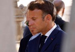 Macron Cezayir'de protesto edildi