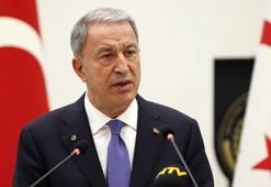 Bakan Akar'dan Yunanistan'a sert tepki: 'Aynı şeyi tekrarlatmayın, akıllı olun'