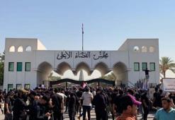 Irak&#39;ta ne oluyor, neden sokağa &#231;ıkma yasağı var? Sadr kimdir, Sadr yanlıları ne istiyor?