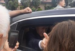 Cumhurbaşkanı Erdoğan 'Tayyip dede' diye seslenen çocuklara hediyeler verdi