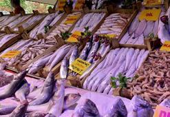 Balık tezgâhlarında büyük yoğunluk! Fiyatlar düşüşe geçti