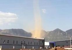 Bitlis'te oluşan hortum kameralara yansıdı!